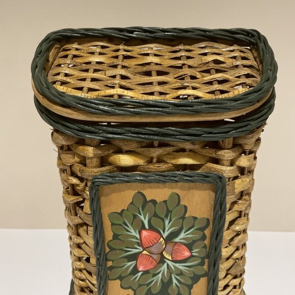 Vintage Woven Wicker Hanging Wall Pocket Basket Americana Forest Cottagecore - Picture 3 of 13
